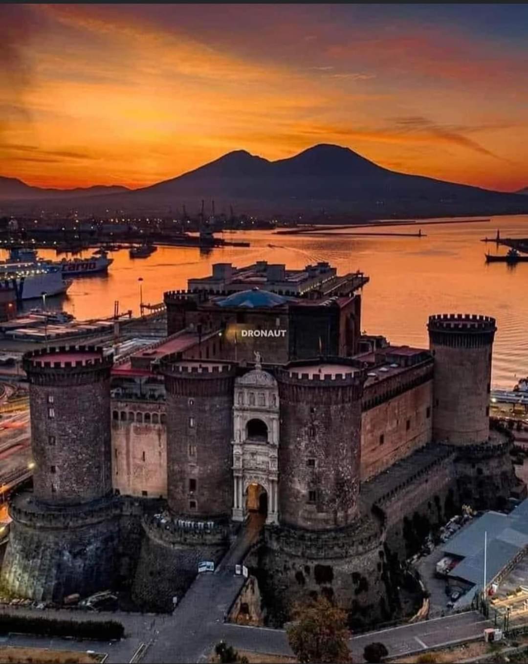 Napoli&Love Apartment Bovio Centro Storico 外观 照片